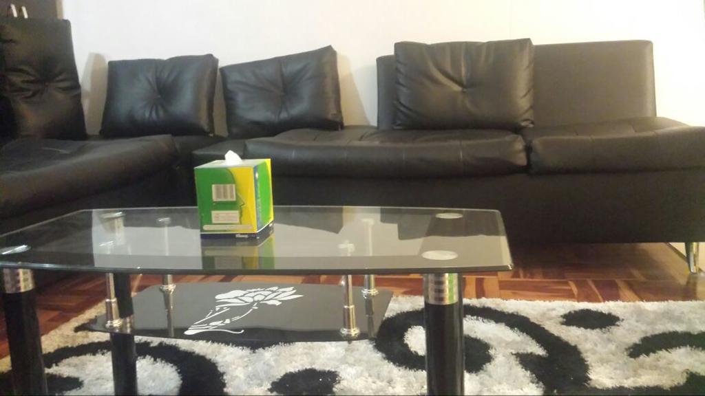 Rosebank Accommodation ヨハネスブルグ エクステリア 写真